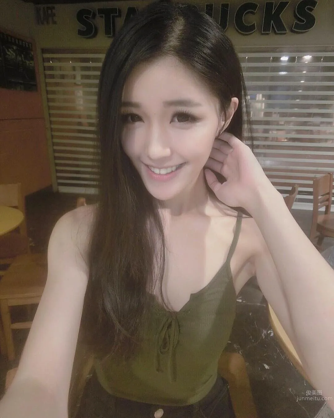 Ivy Kuang- 甜死人的治愈笑容