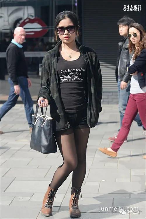 抓拍什么样的女人具有较高的回头率！