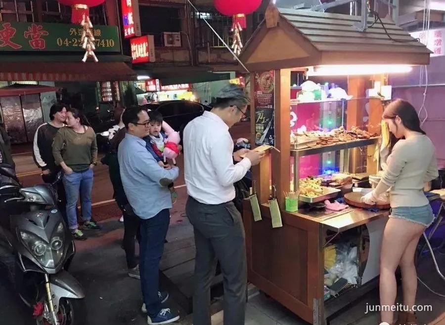 现在做生意都这么拼吗？