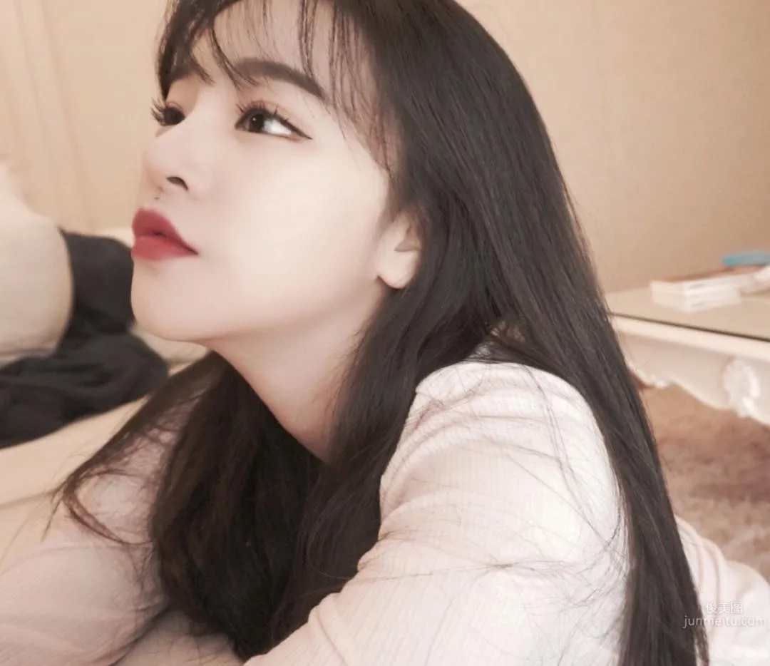 孙敏敬(손민경)- 沙漏型娜美身材