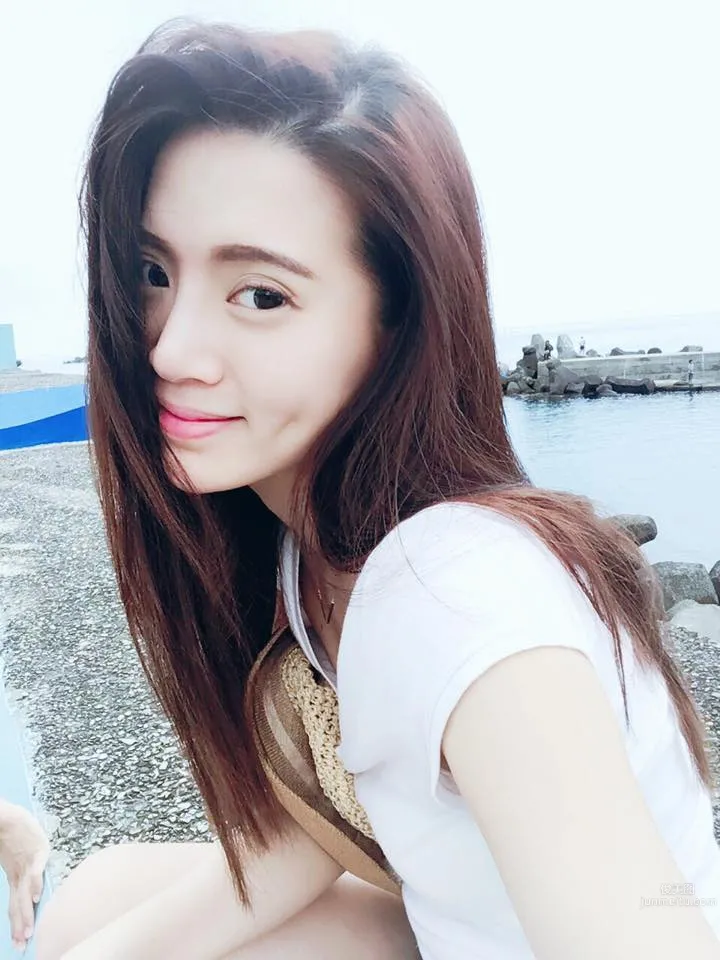 台湾才艺女主播祖祖 歌声都能让人恋爱