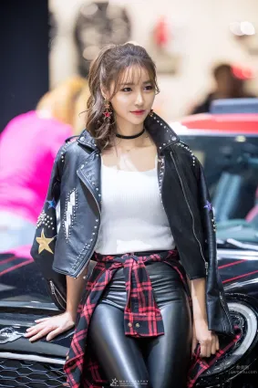 임지우- 韩国人气举牌女郎美图