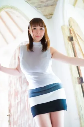 日本新晋乳神来栖あこ 匪夷所思的人间胸器