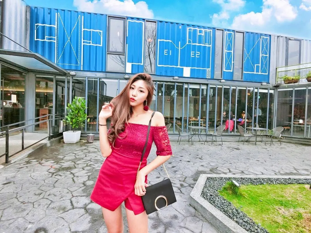 美女博客主林倩 抓住夏日的尾巴