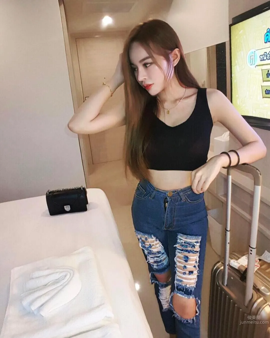 油腻的妹子Carmen Wen 待她长发及腰娶她可好？