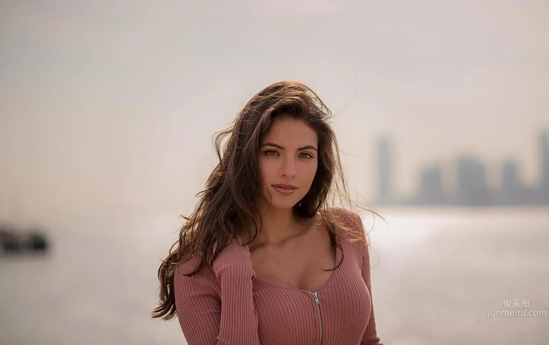 Mirejah Cruz- 极品异域风情的正妹私房照