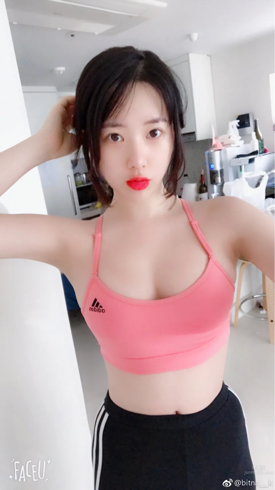 超赞韩国居家妹 深夜自拍极致诱惑