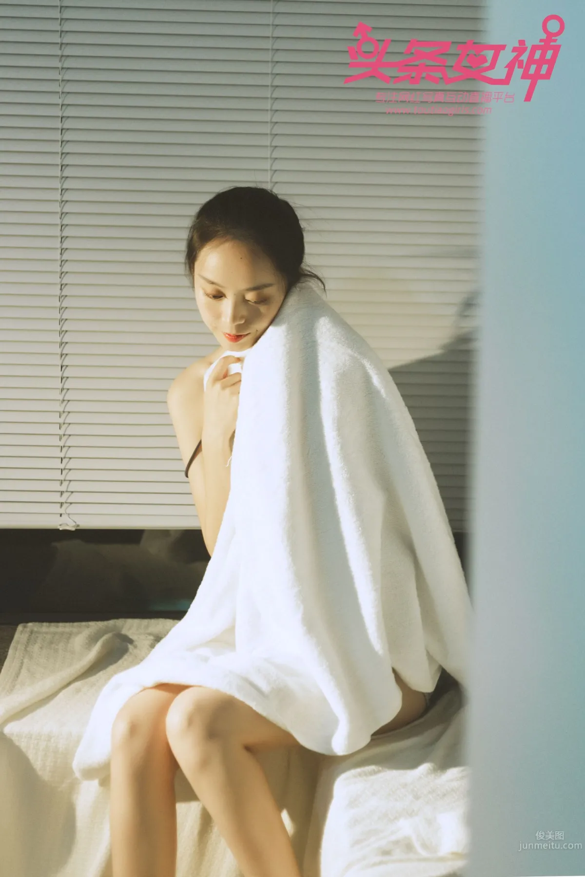头条天使美女夜微凉