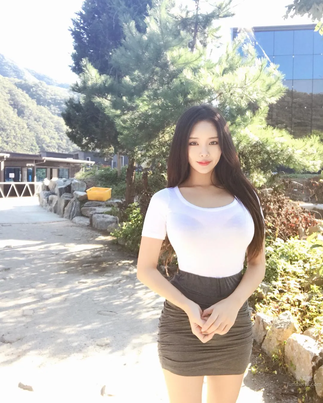 韩国网拍正妹jeee622 波涛胸涌敲碎你的心