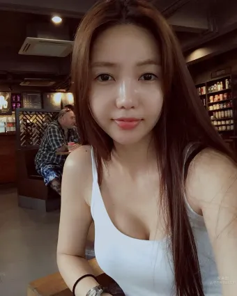 南韩外型气质满分正妹！高颜值让人迷恋～