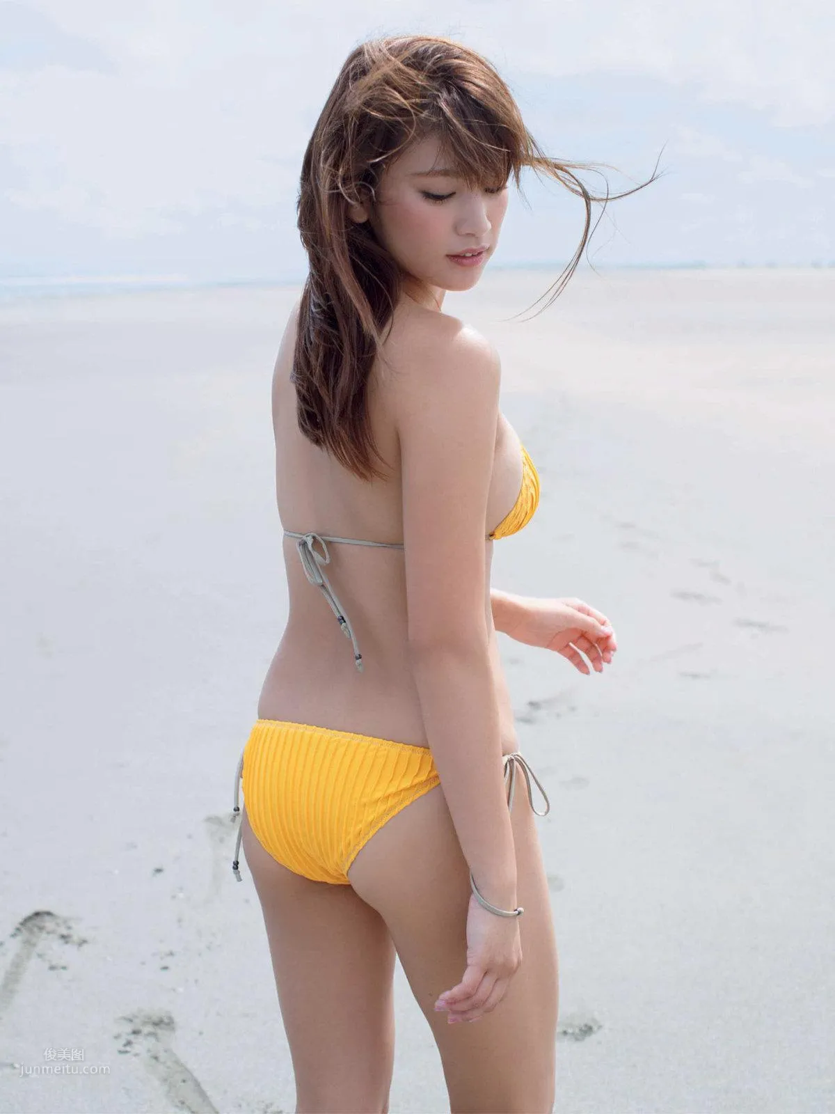 久松郁実- 2018年日本周刊杂志写真合辑