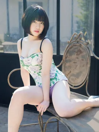 根本凪- 2018年週プレNEWS写真