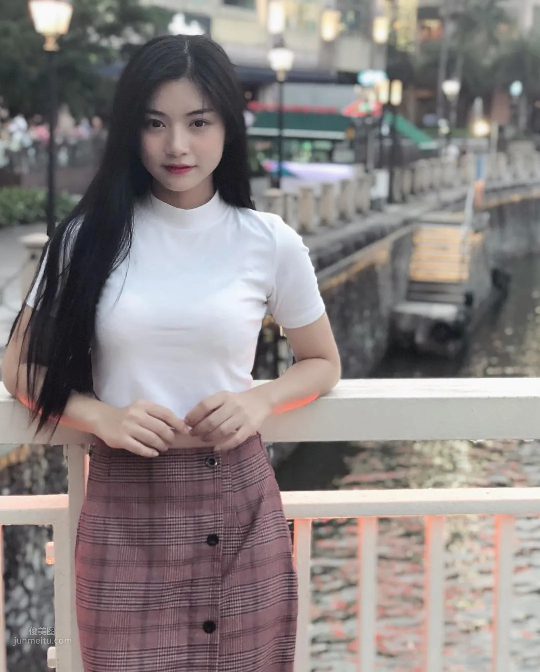 Nam Phuong- 越南好老婆vs青涩美少女
