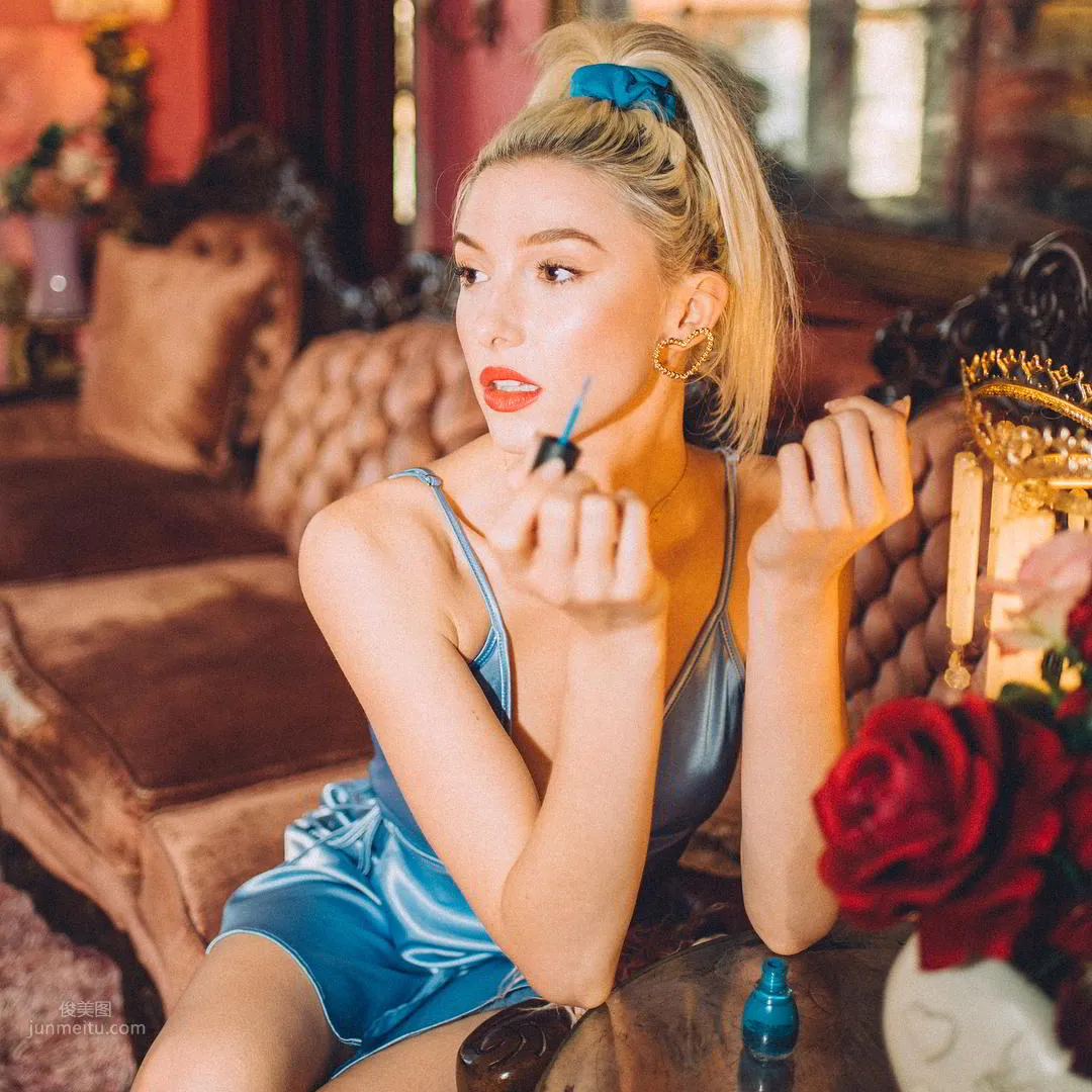 Emilee Ann Miller- TB变辣妹