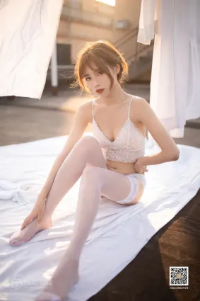 [YALAYI雅拉伊] 2019.08.17 Vol.378 天台上的丝语
