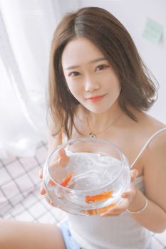 李晗