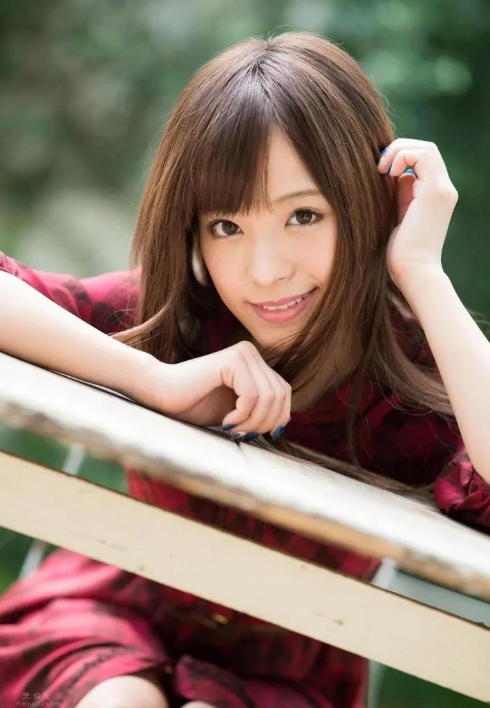 IPX-192:恶魔美少女桃乃木香奈,上课的时候顶风作案