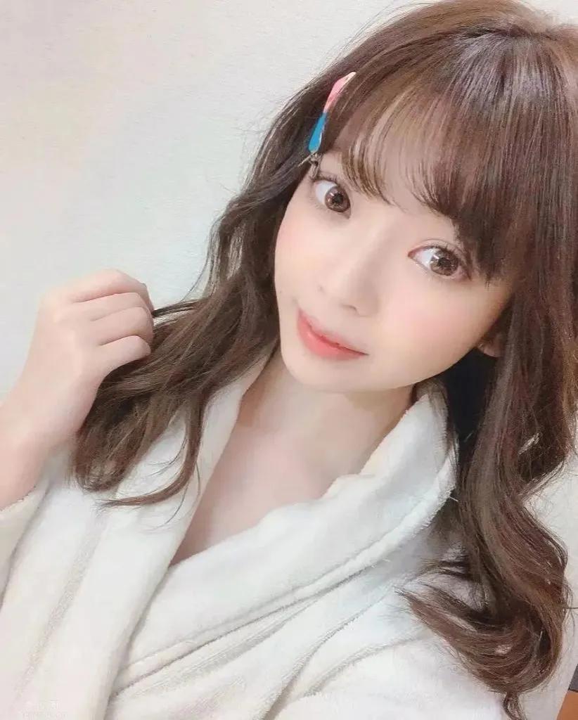 槙泉奈:微微一抿就能很倾城,堪称神乎其技的她