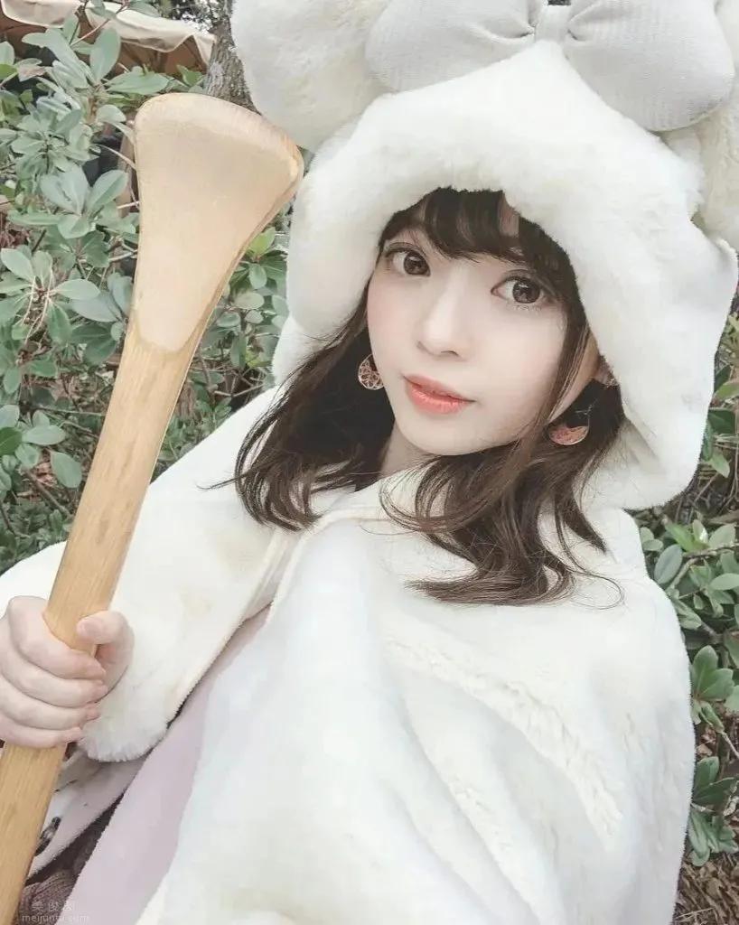 槙泉奈:微微一抿就能很倾城,堪称神乎其技的她