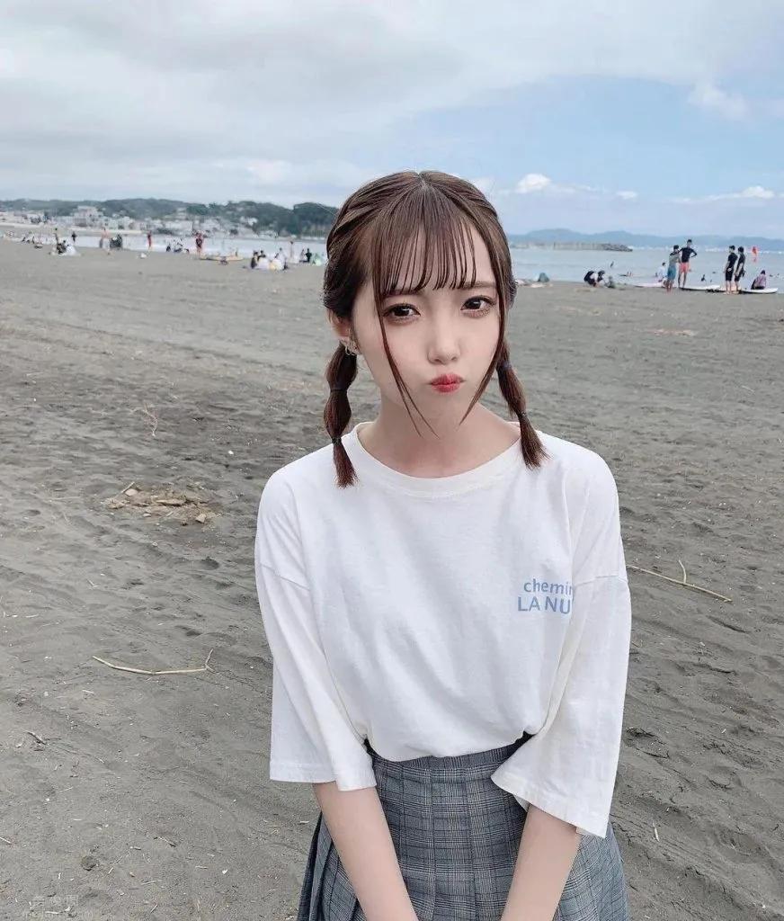 宽松男友风，散发甜美慵懒气质，可爱到爆的樱花妹子福山梨乃
