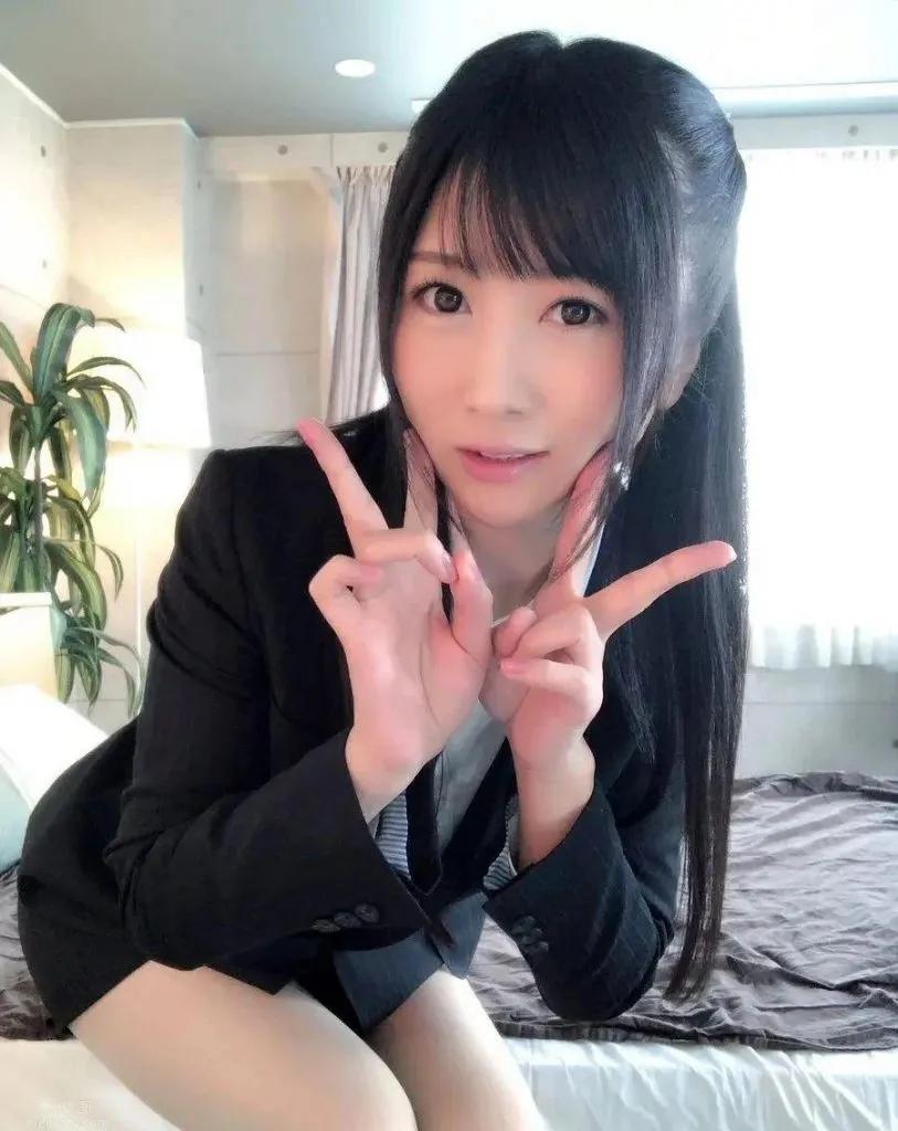 大槻响(大槻ひびき):出道10年的常青树,你当的起这世上最美的夸赞