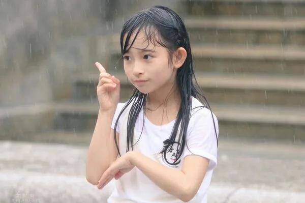 小萝莉《柳美舞》被誉为「桥本环奈」第二!