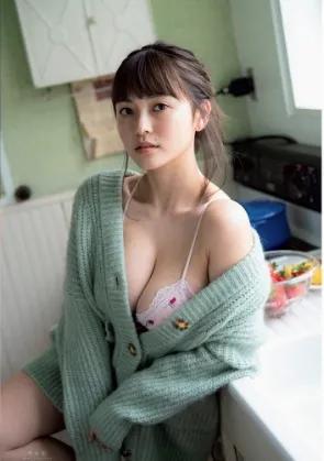 18岁的美艳性感!欧派女高中生《樱井音乃》火辣写真秒杀同龄人!