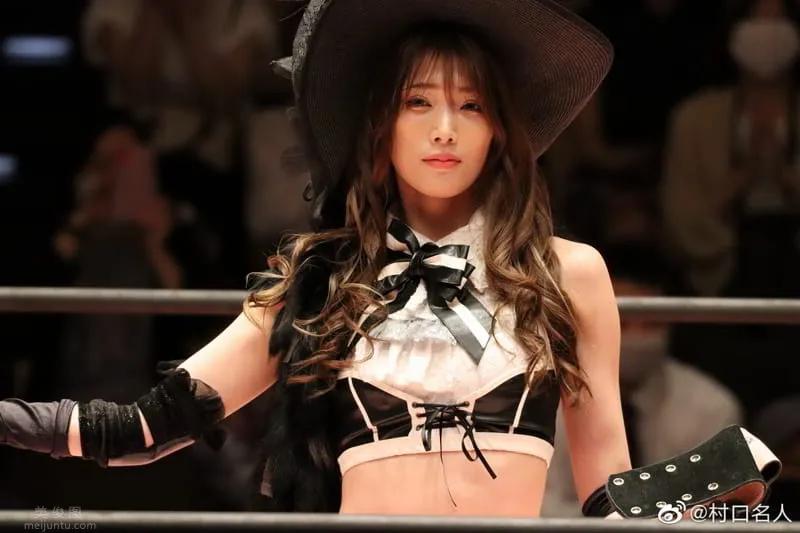 日本美女摔角选手《赤井沙希》华丽外型号称「摔角界林志玲」!