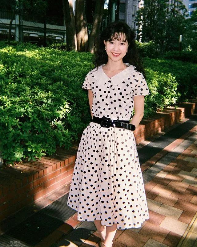 穿越时空而来的《昭和女子》不畏异样眼光坚持复古装扮!