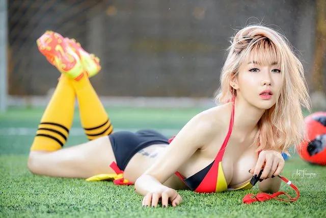 火辣网红《陈美贤》生娃后照旧解放！地方美艳妈妈需要你的关注！