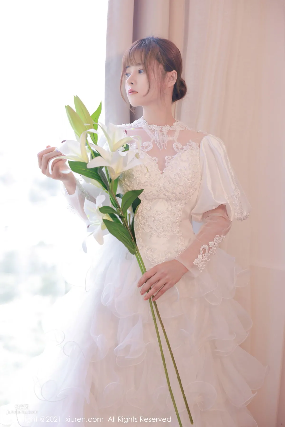 欧派模特奈沐子 唯美动人白色婚纱