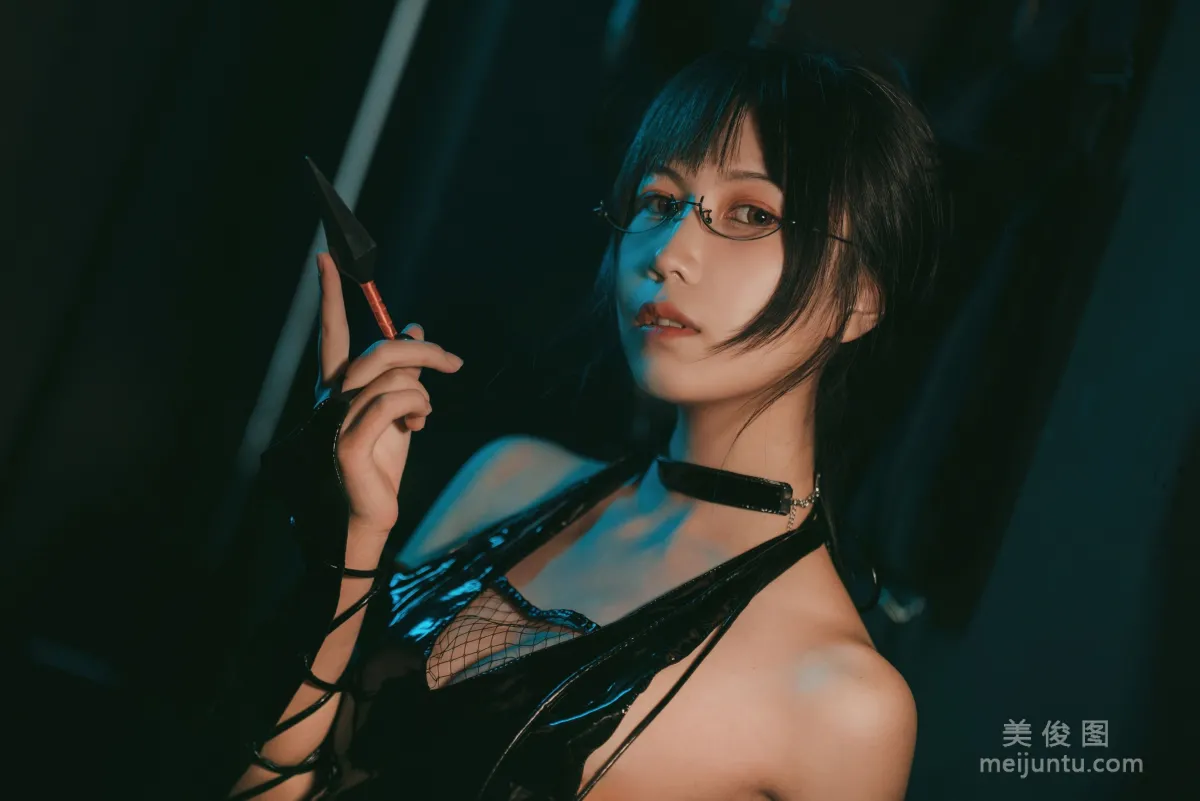 [美女Coser] 逐月su 《忍者》 写真集