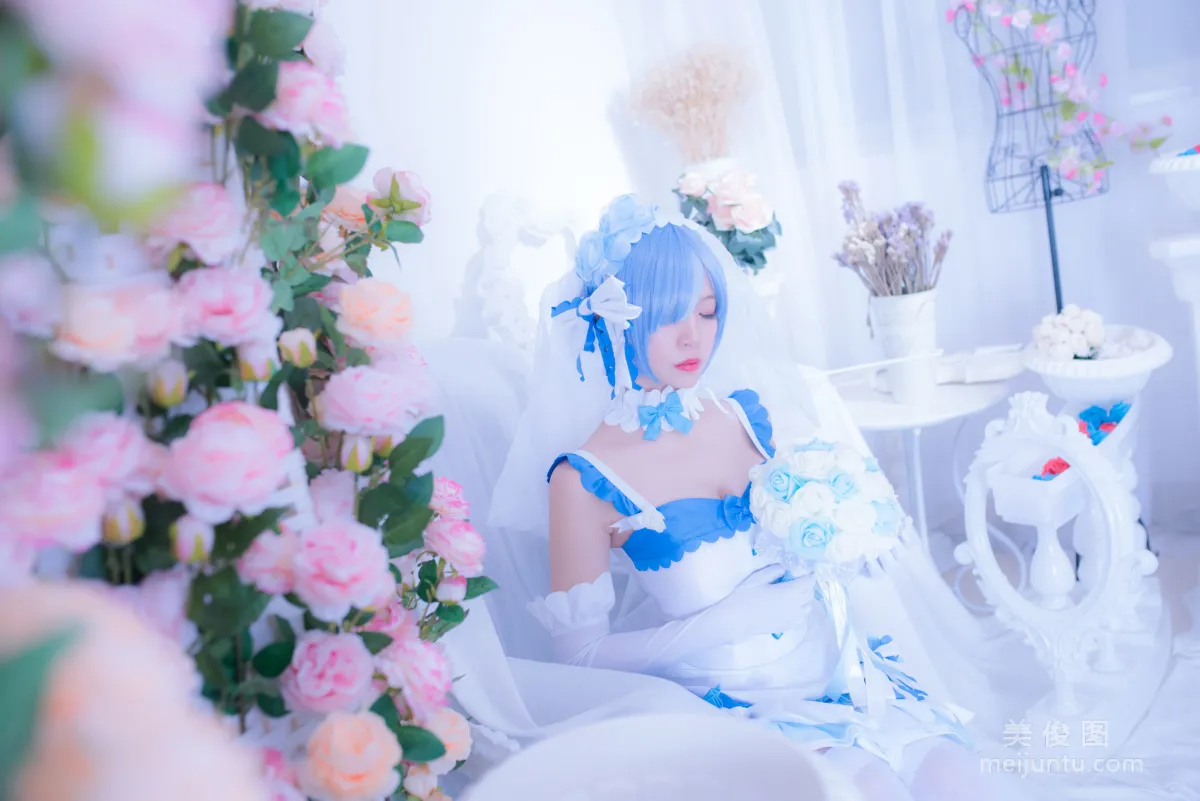 Coser二佐Nisa 《雷姆花嫁》 写真集
