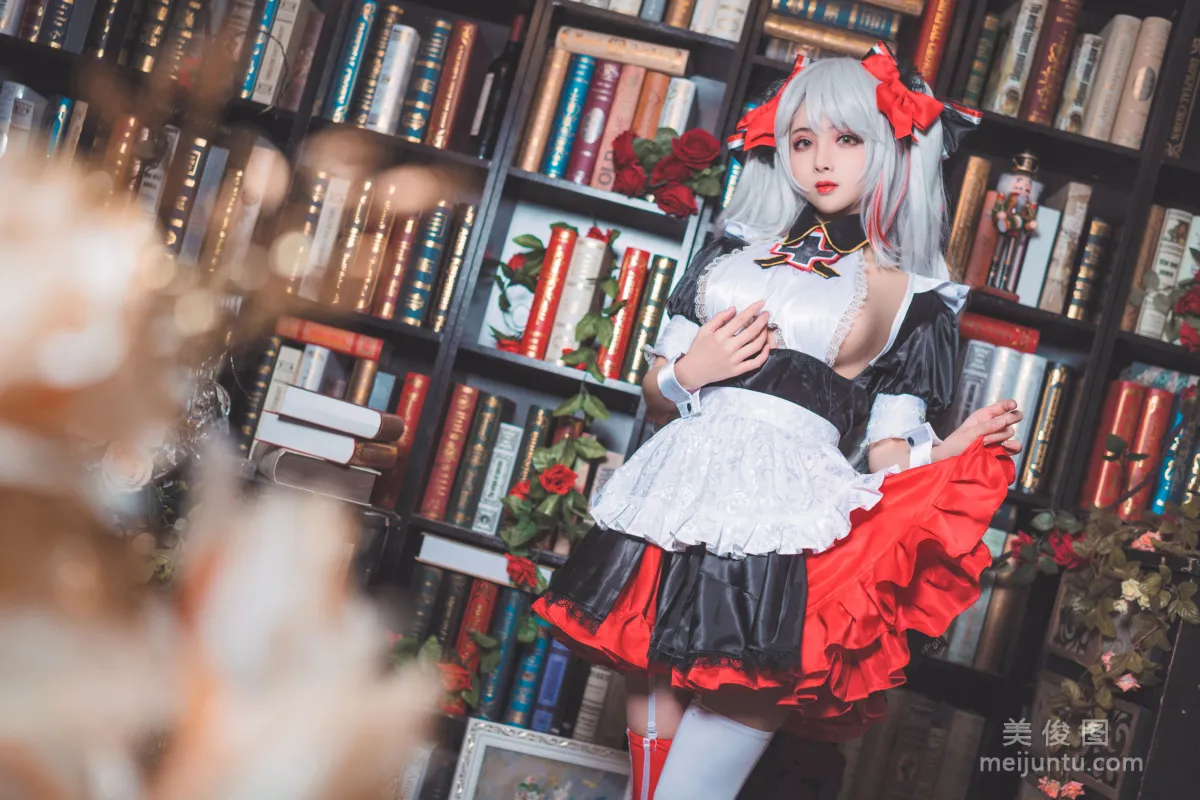 [网红Coser] rioko凉凉子 《欧根女仆》 写真集