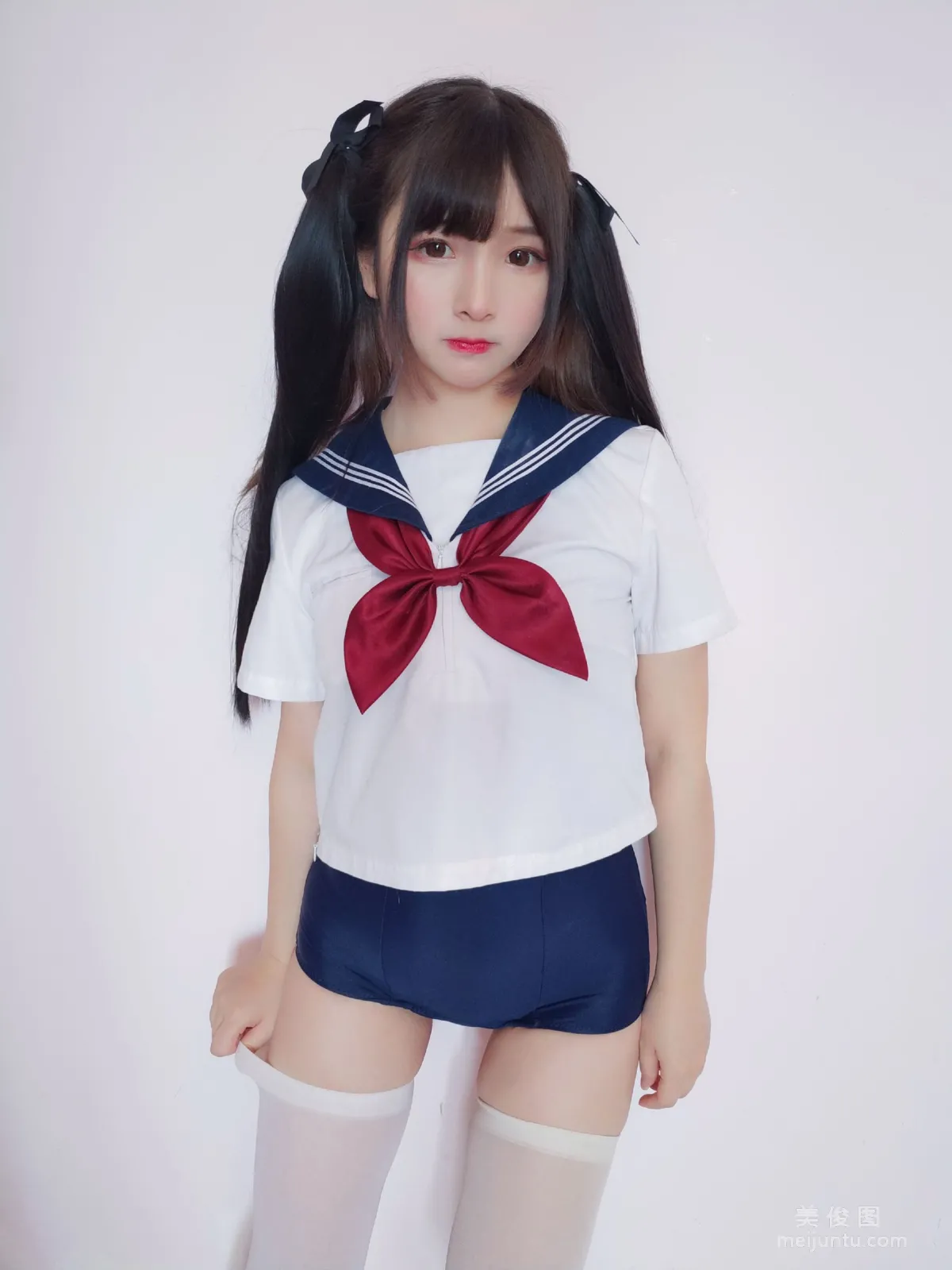 古川kagura 《水手服死库水》 写真集