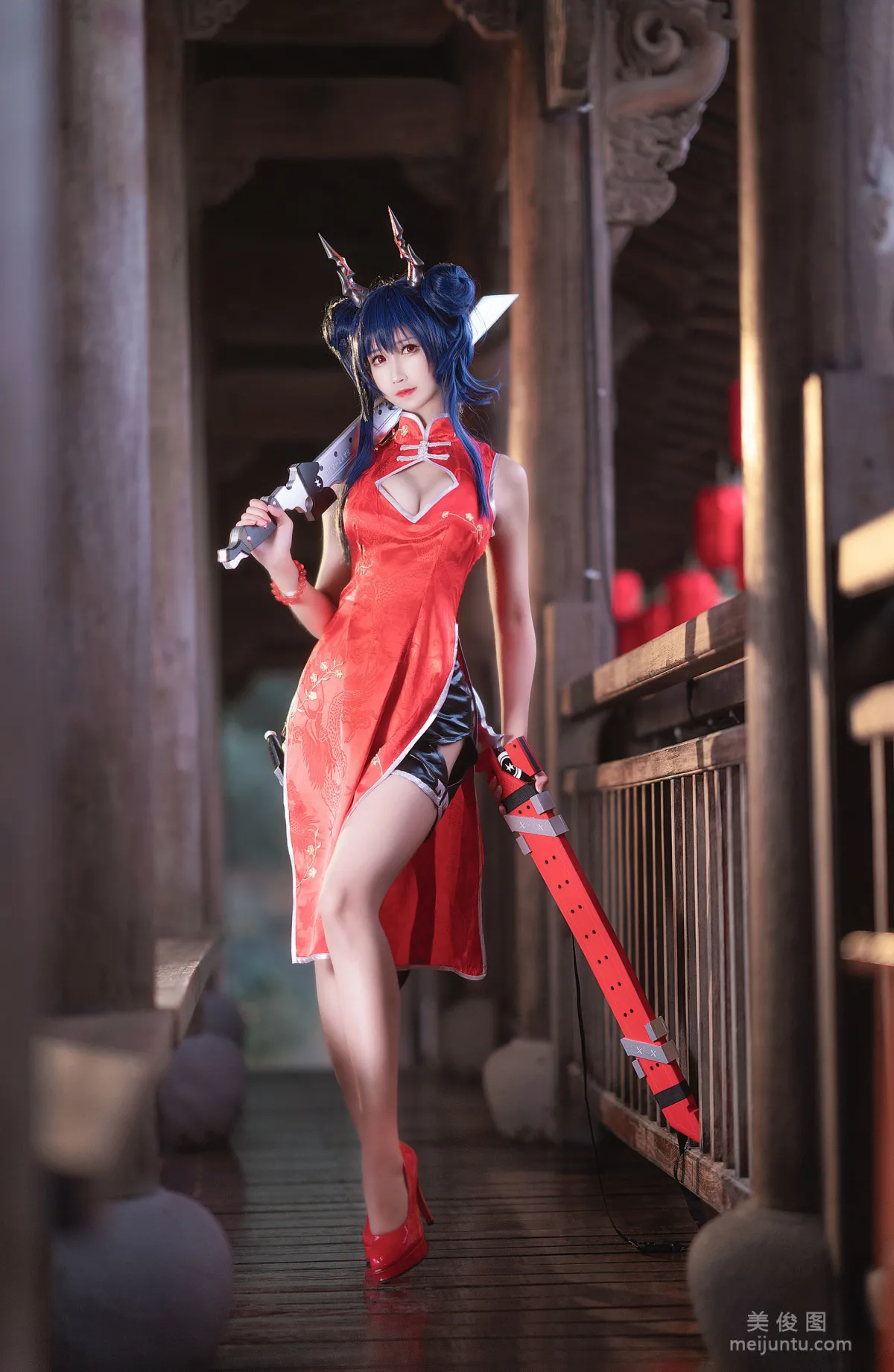 微博妹子三度_69 《明日方舟 旗袍》 写真集
