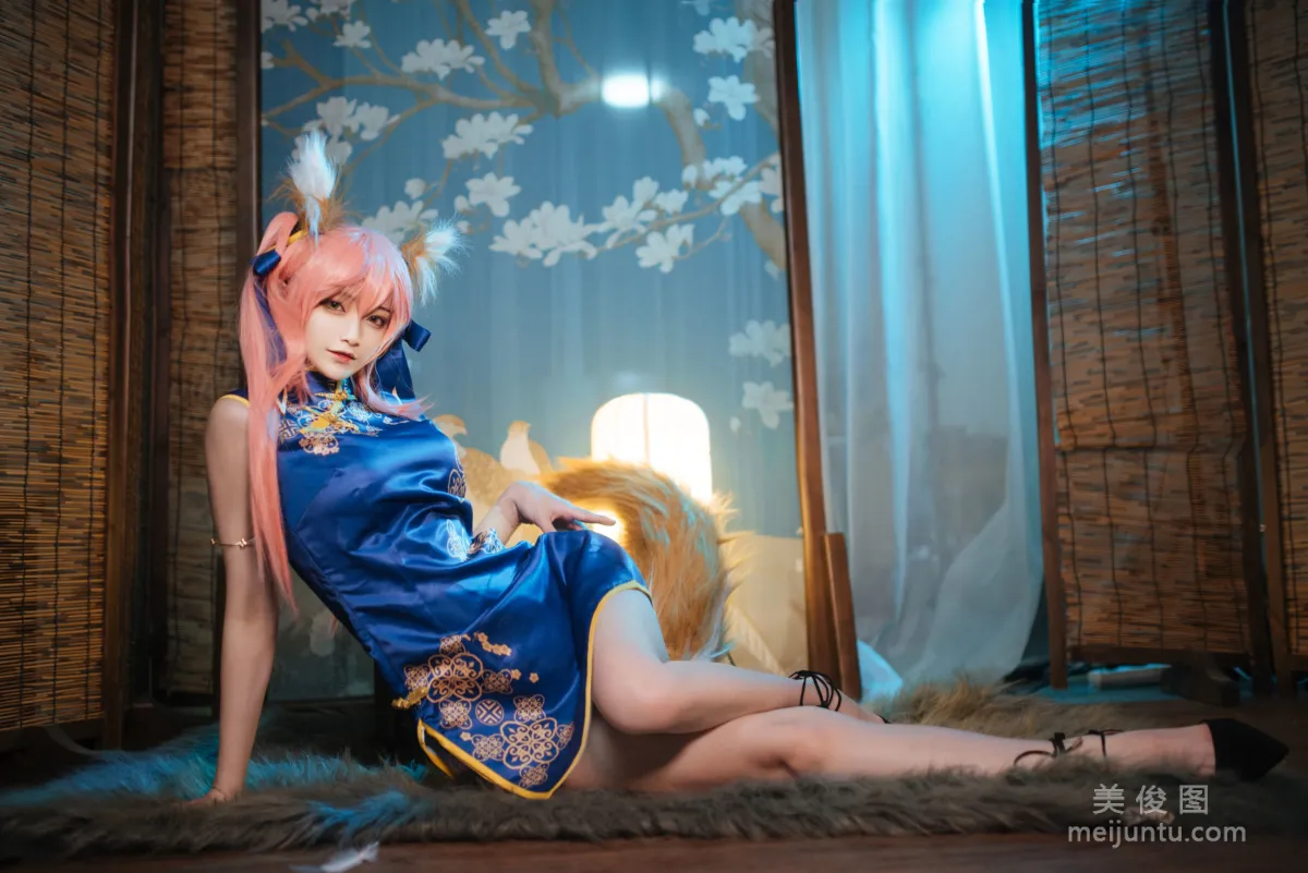 铁板烧鬼舞w 《玉藻前旗袍》 写真集