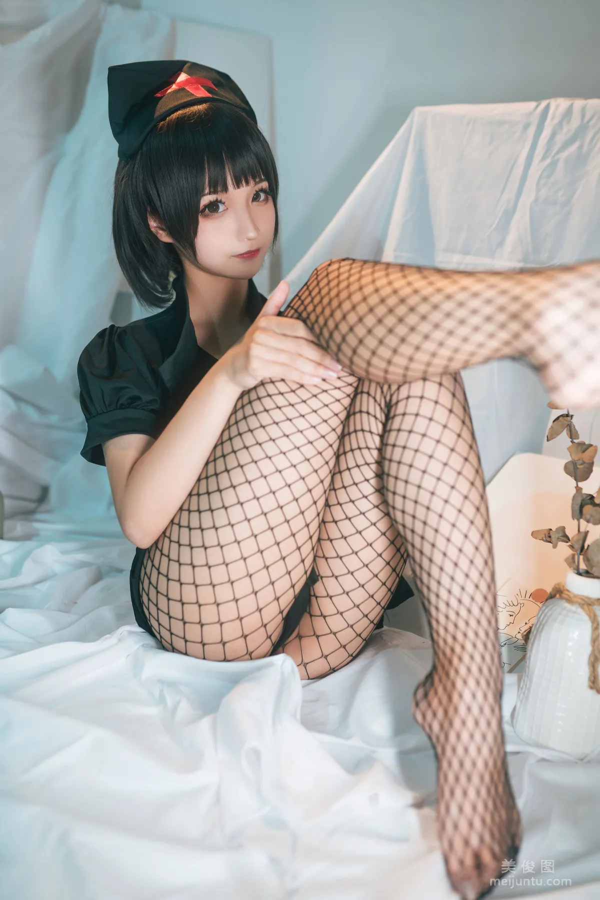 [美女Coser] 蠢沫沫 《护士姐姐》 写真集
