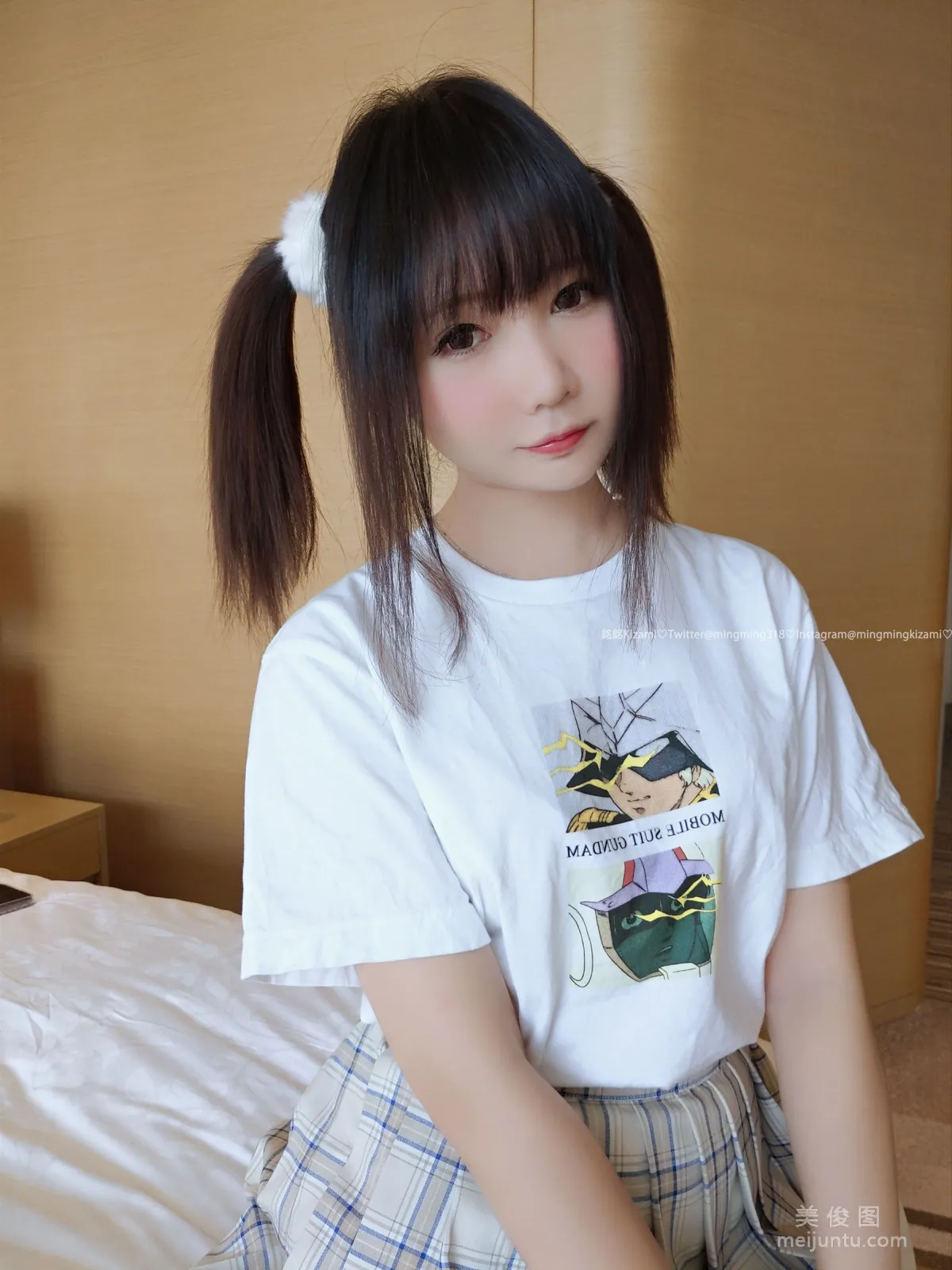 銘銘Kizami 《自撮りVol.018 居家小可爱》 写真集