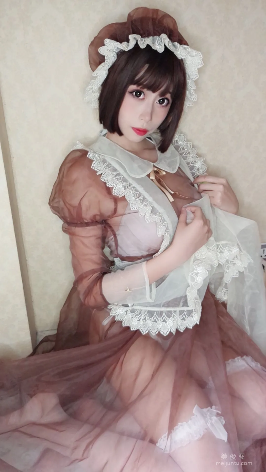 奈汐酱nice 《女仆自撮り》 写真集