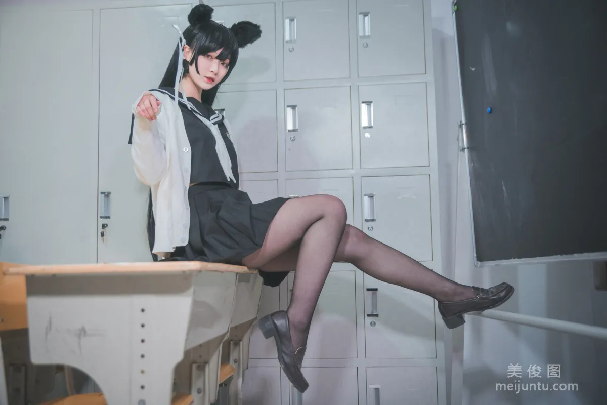 [美女Coser] 铁板烧鬼舞w 《爱宕jk》 写真集