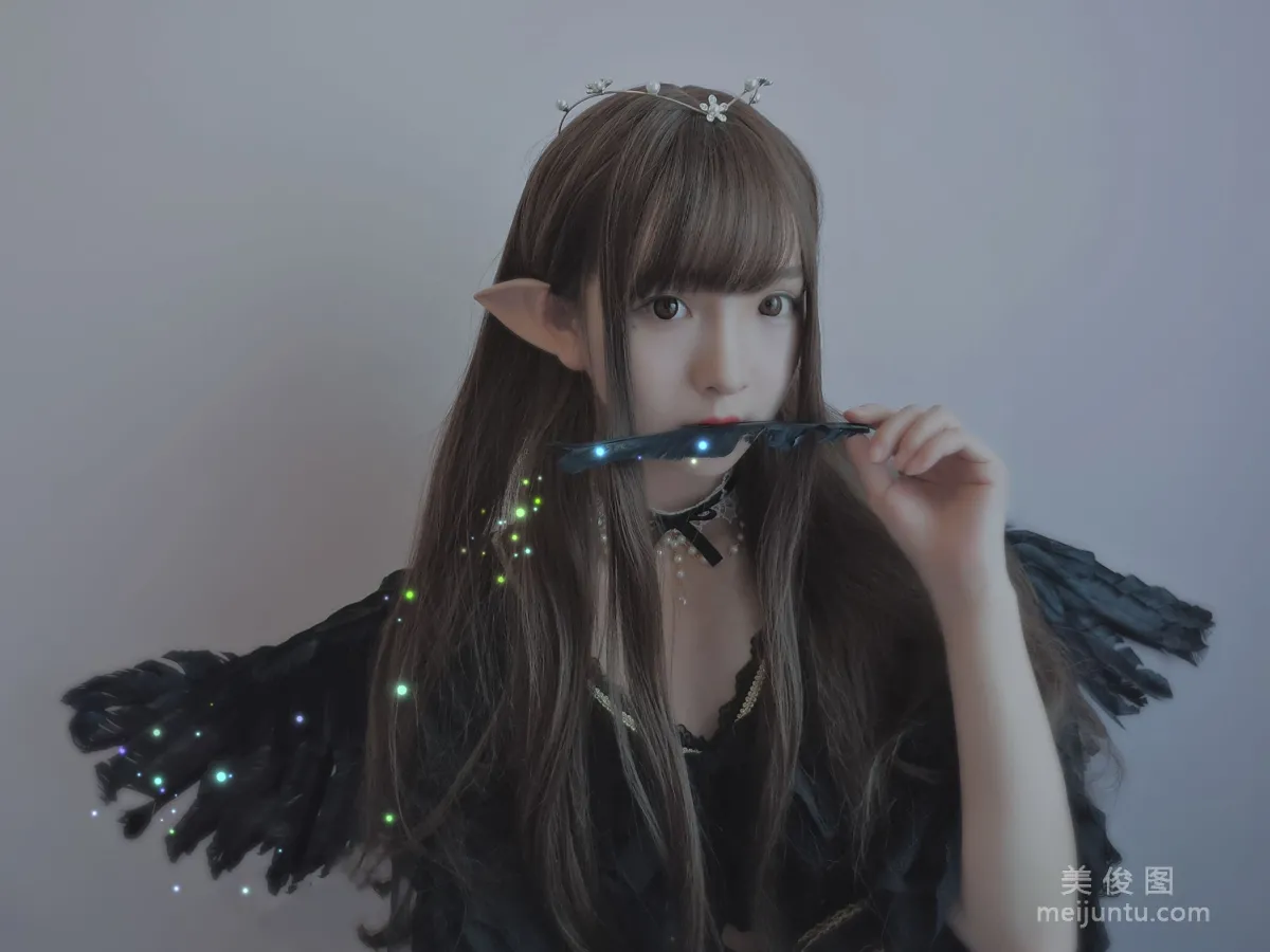 二次元美女古川kagura 《阿尔克纳之梦》 写真集
