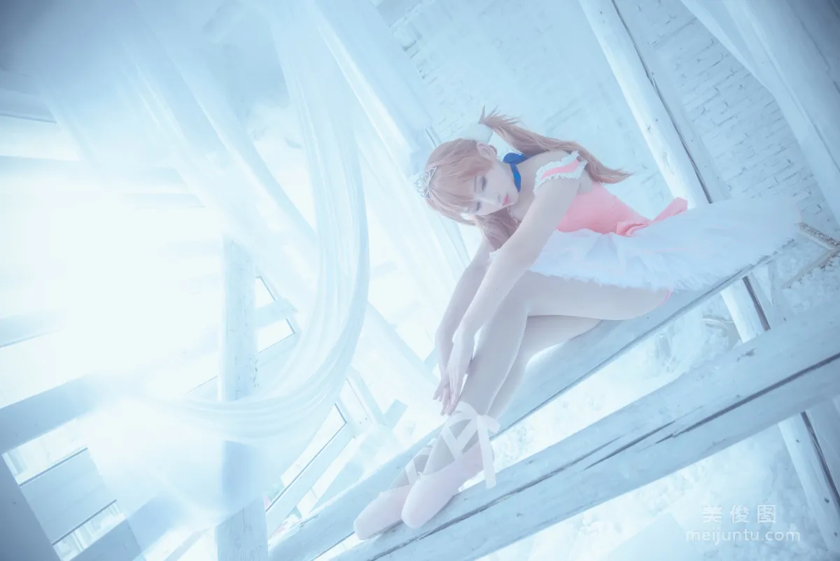 [美女网红Coser] 弥音音ww 《芭蕾》 写真集