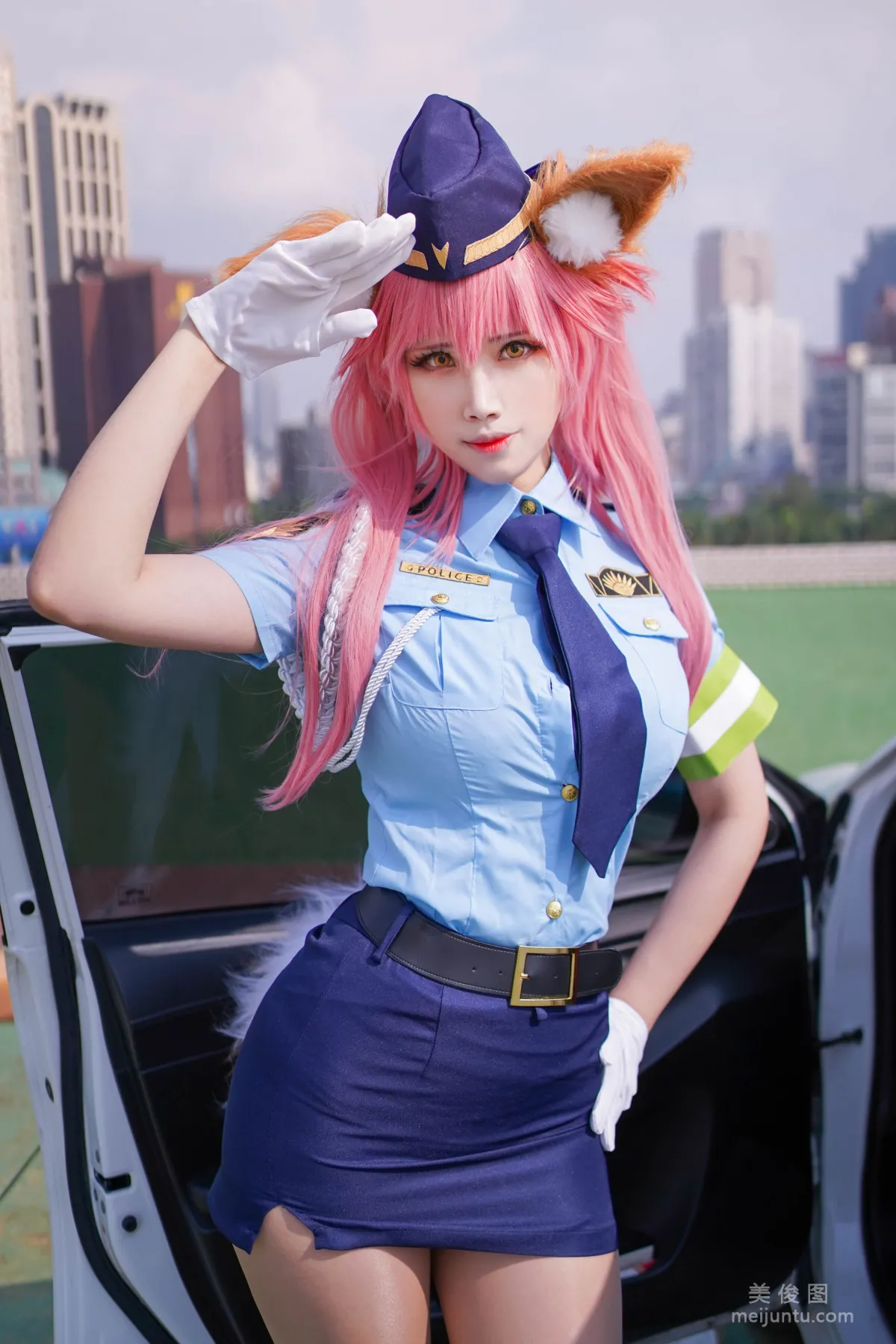 萱-KaYa 《玉藻前 女警裝》 写真集