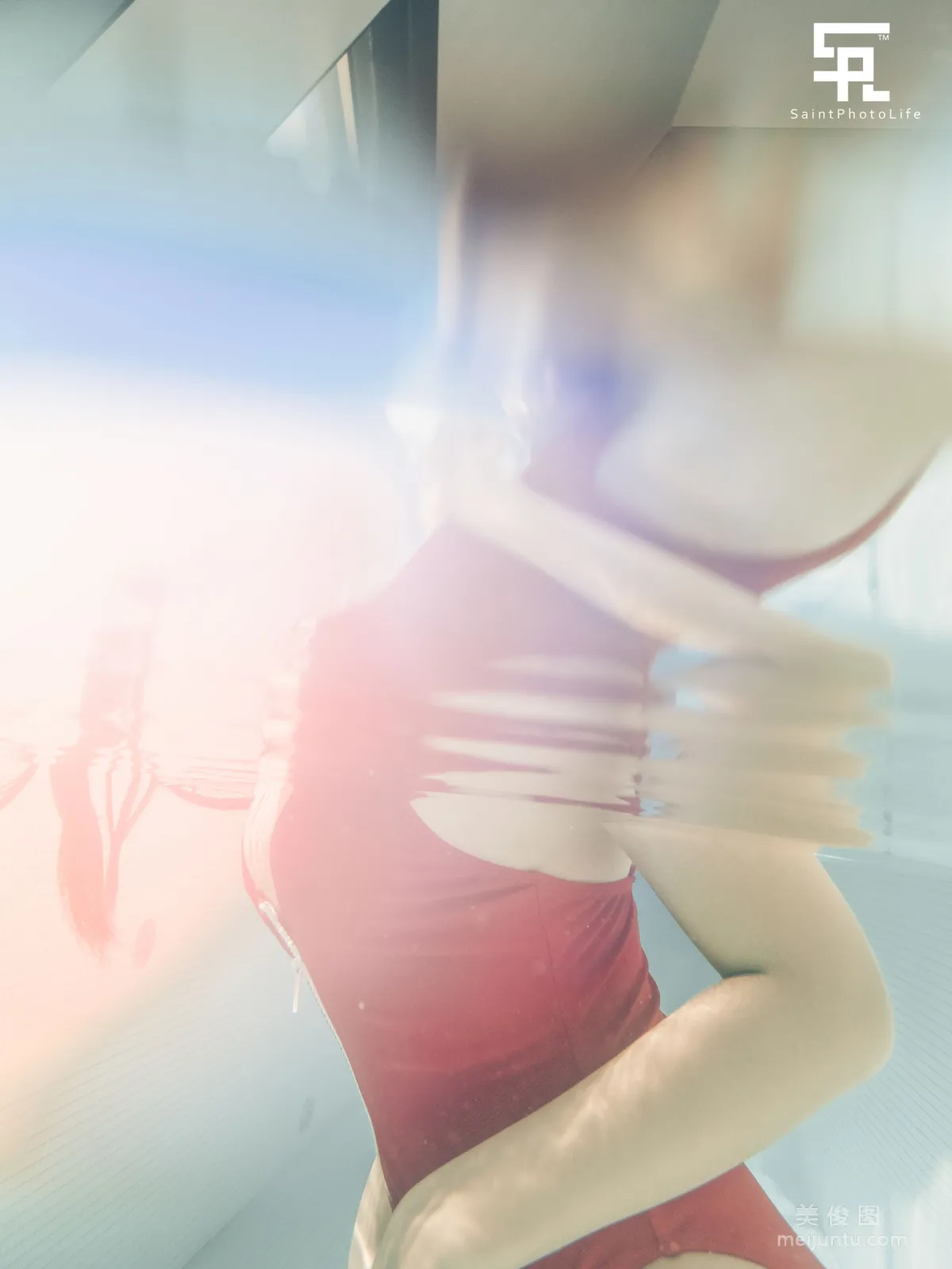 [saintphotolife] 韩国美女Zennyr 《Snow Hotel》 写真集
