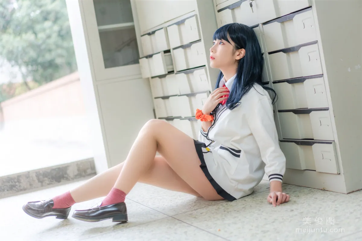 [网红Coser] 逐月su 《宝多六花》 写真集