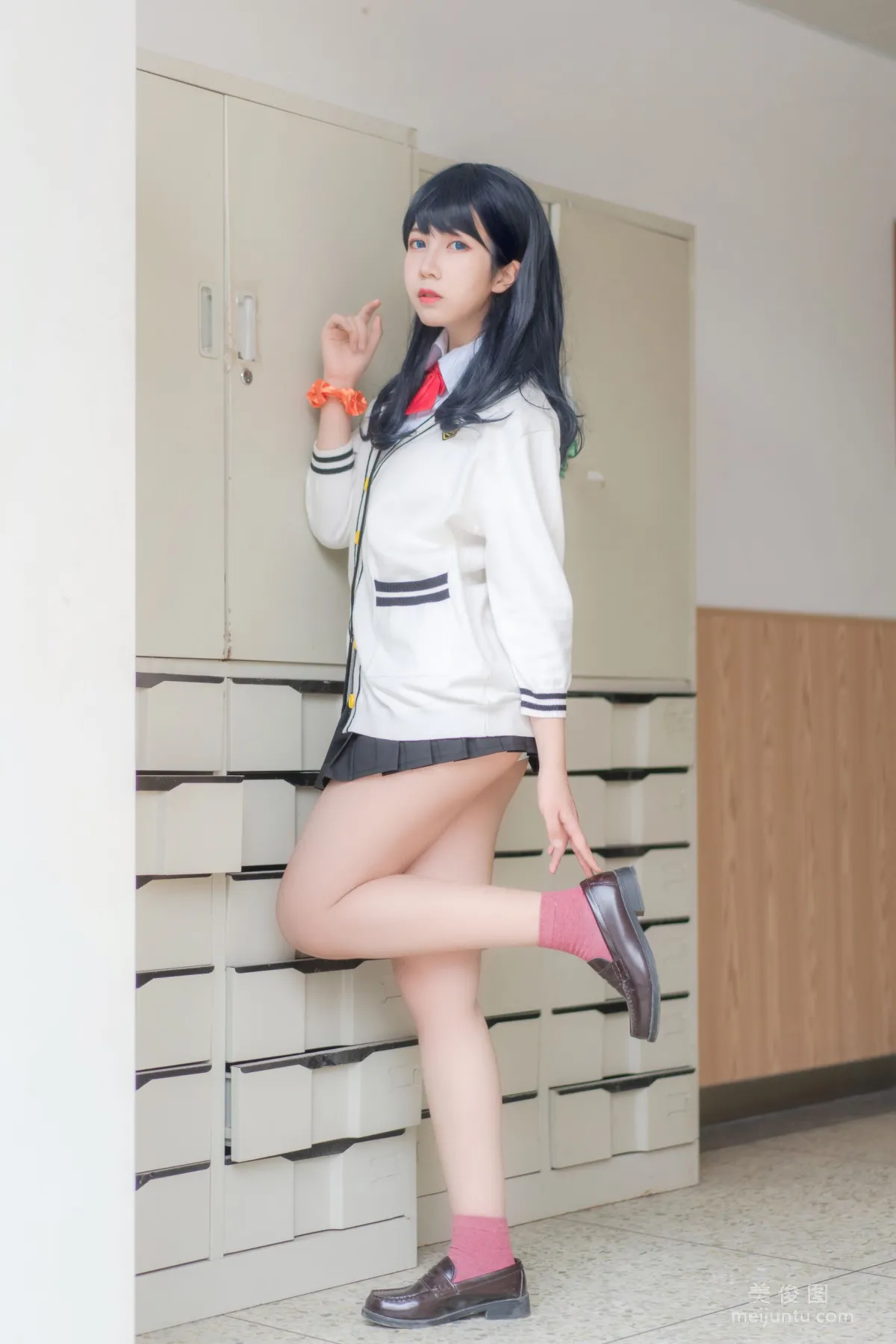 [网红Coser] 逐月su 《宝多六花》 写真集