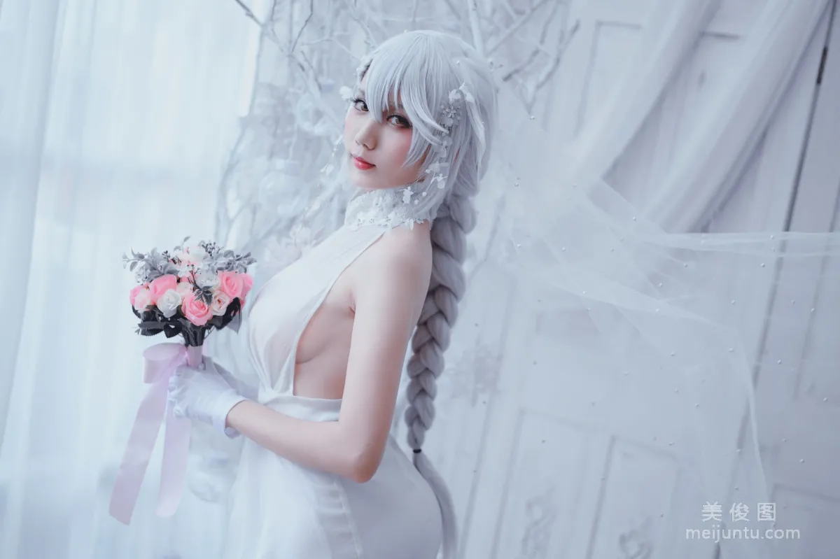 迷失人形QUQ 《猎豹M1》 写真集