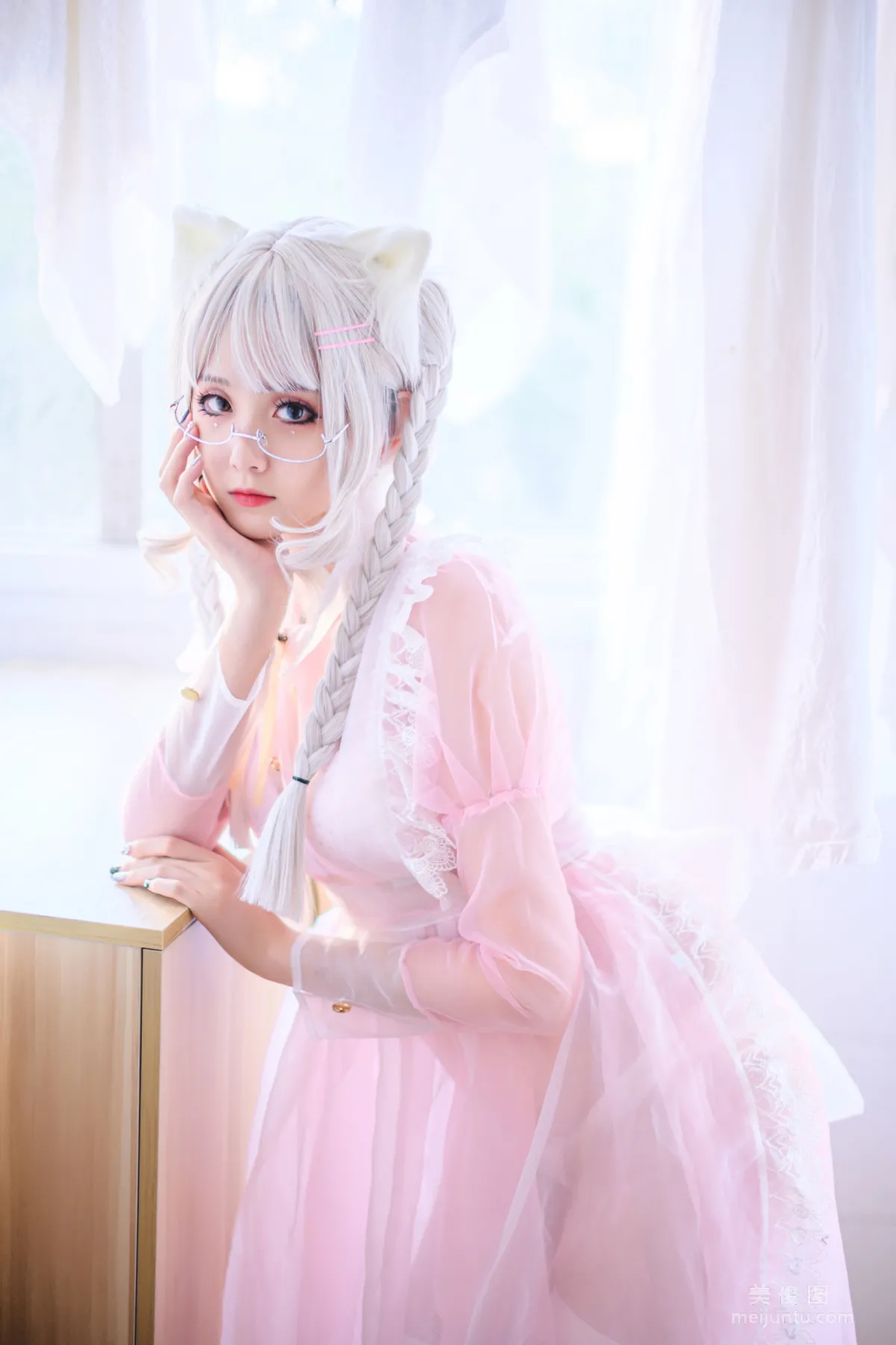 Coser美女Akisoso秋楚楚 《粉色透明女仆》 写真集