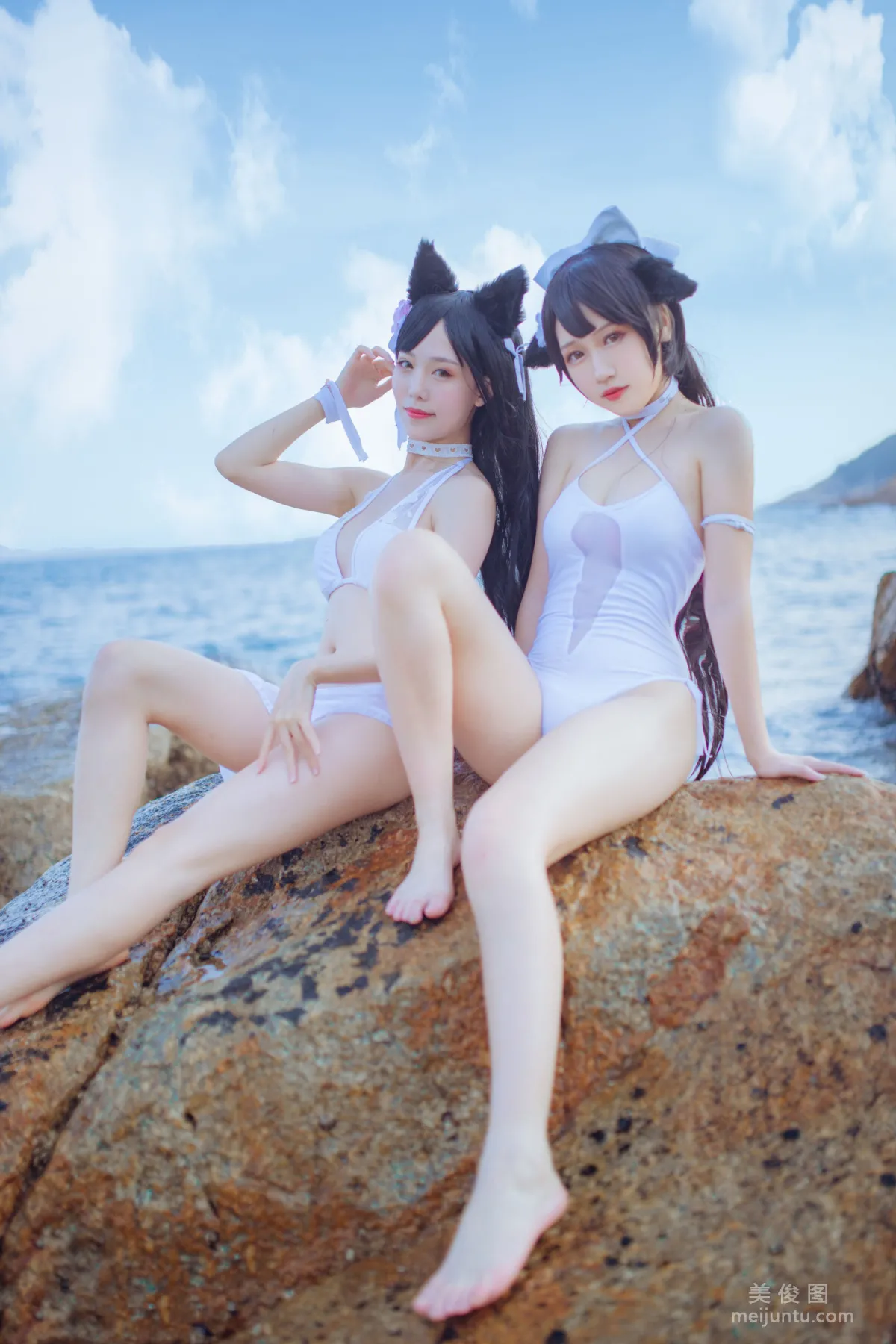 抖娘-利世×不呆猫 《獒犬海边泳装》 写真集